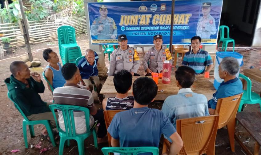 Polsek Kotapadang Gelar Jumat Curhat di Desa Suka Rame 