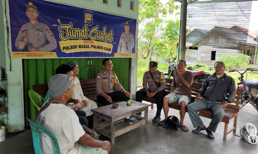 Polsek Nasal Dengarkan Curhatan Warga Desa Ulak Pandan v