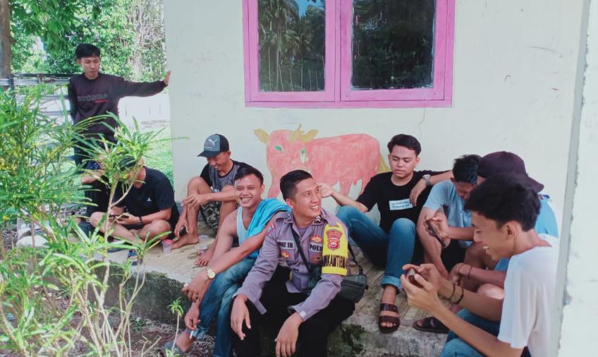 Selalu Aktif Jaga Silaturahmi, Bhabinkamtibmas Desa Lubuk Sirih Ilir Sambangi Warga Binaan 