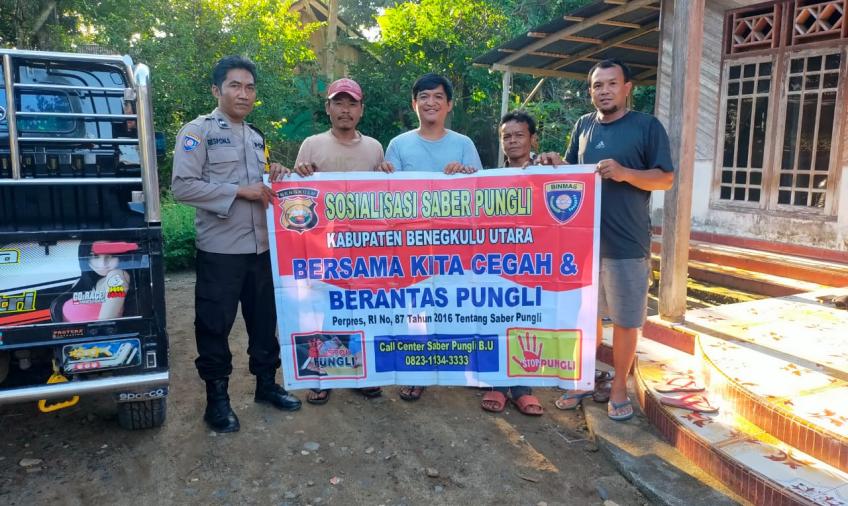 Cegah Pungli, Bhabinkamtibmas Polsek Ketahun Sosialisasi Saber  Pungli