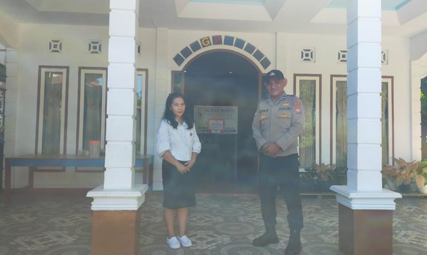 Polsek Giri Mulya Melaksanakan Pengamanan Ibadah Umat Kristiani di Gereja