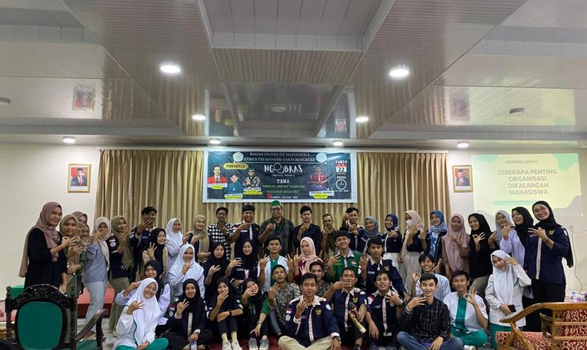 BEM STIKES TMS Adakan Dialog Pentingnya Berorganisasi Dikalangan Mahasiswa