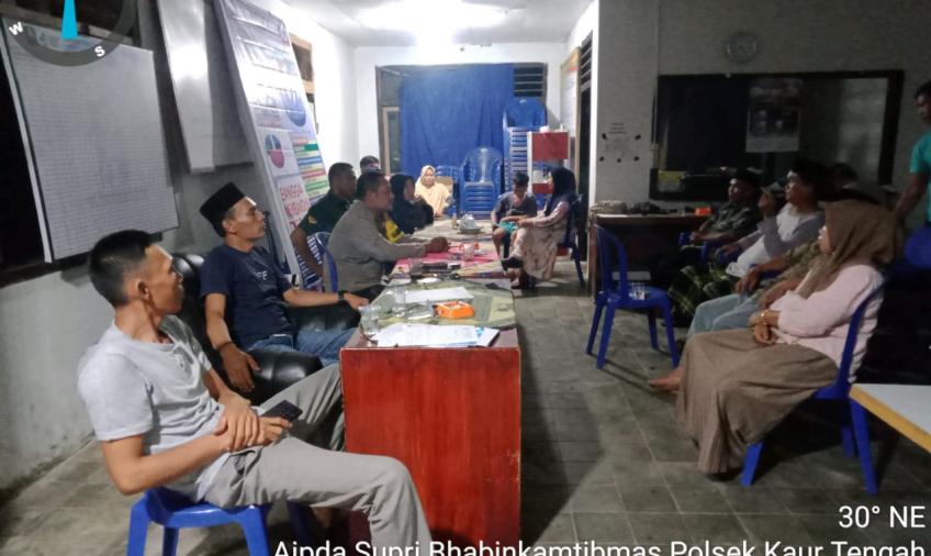 Warga Binaan Bertikai, Bhabinkamtibmas Polsek Kaur Tengah Gelar Mediasi 