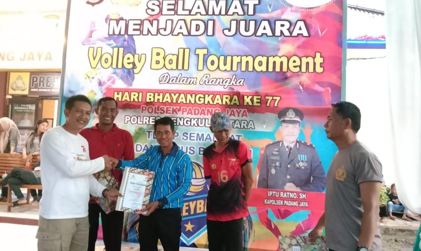 Polsek Padang Jaya sukses gelar Turnamen voly dalam rangka Hari Bhayangkara ke-77