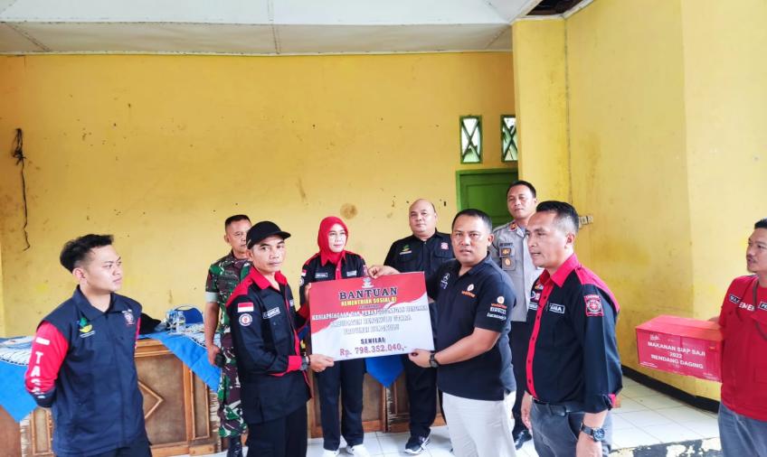 Kapolsek Air Besi Hadiri Pembentukan Pengurus Lumbung Sosial Kecamatan Air Besi