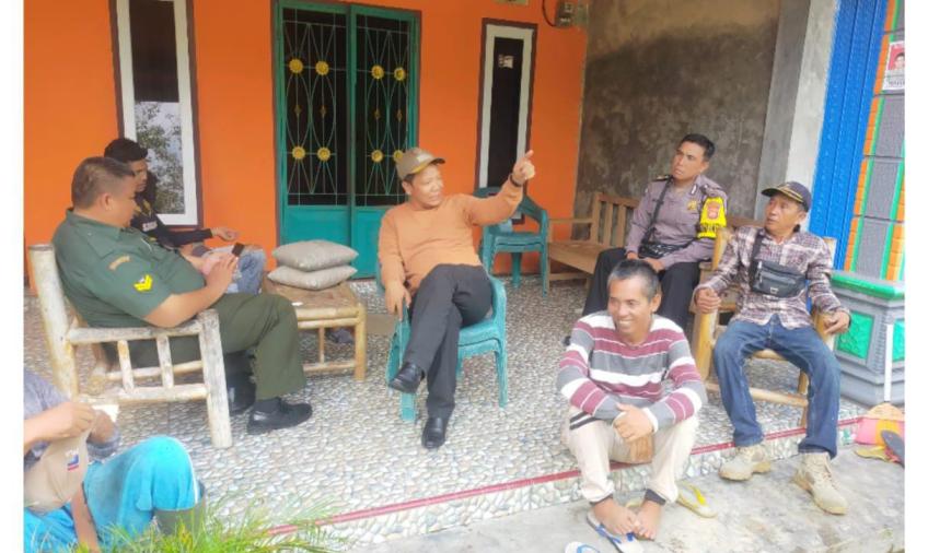 Sambang Tatap Muka, Bhabinkamtibmas Polsek Kota Padang Bersama Warga Desa Lubuk Tunjung