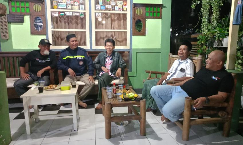 Bhabinkamtibmas Polsek Gading Cempaka Hadiri Kegiatan Pemilihan Ketua RT 03 
