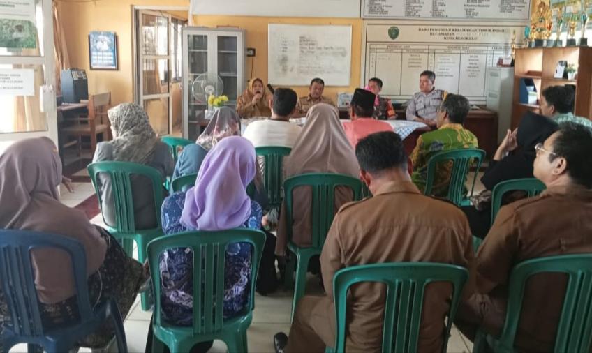 Bhabinkamtibmas Polsek Gading Cempaka, Hadiri Sosialisasi Pembentukan Kampung KB 