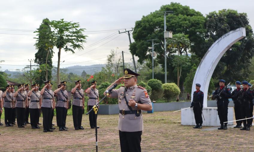 Peringati Hari Bhayangkara Ke 77 Polres Rejang Lebong Upacara Ziarah di Taman Makam Pahlawan Tabarenah