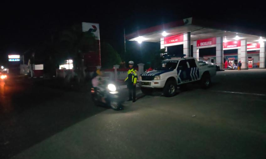 Pantau Arus Lalin, Polres Kaur Patroli Blue Light