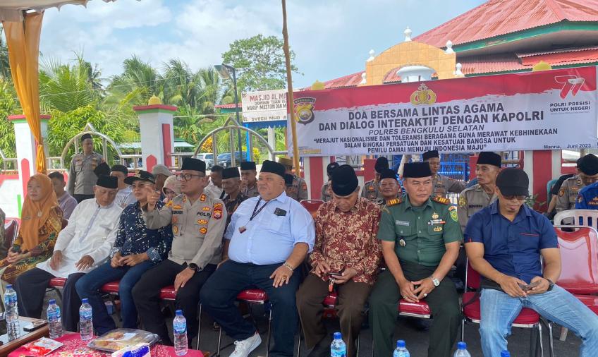 Hari Bhayangkara ke 77 Tahun 2023, Polres BS Doa Bersama Lintas Agama Dilokasi Situs Agama Makam Syech Mohammad Amin 