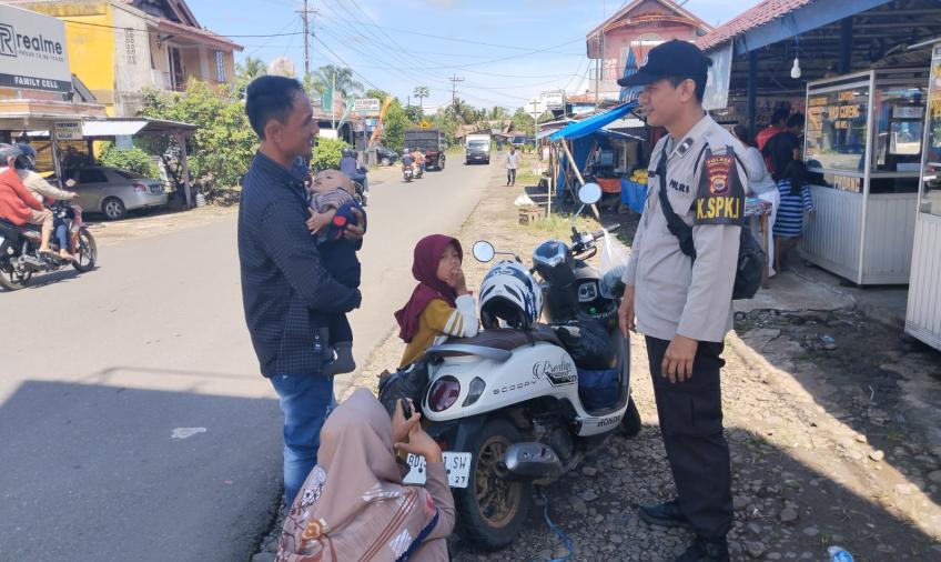 Berikan Imbauan Kepada Para Pengendara Kendaraan Bermotor, Petugas Sampaikan Imbaun Kamtibmas