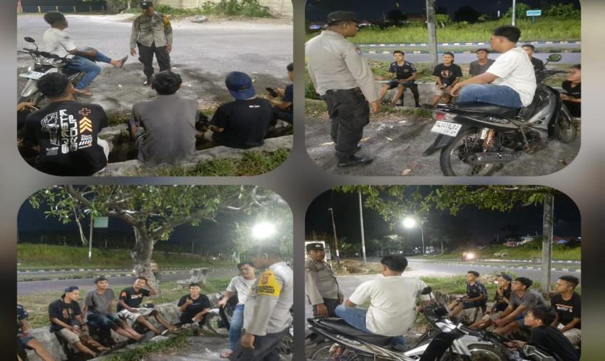 Polsek Teluk Segara Patroli Malam, Berikan Imbaun Kamtibmas Kepada Pengunjung Pantai Tapak Paderi