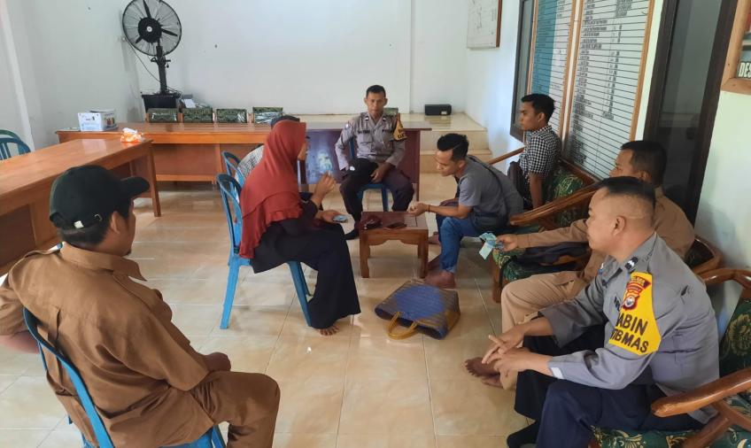 Bhabinkamtibmas Polsek Sukarja, Damaikan Permasalah Terkait Pencurian yang Dialami Warga Binaannya
