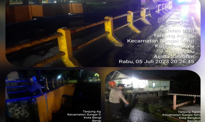 Intesnitas Hujan Tinggi, Polsek Teluk Segara Lakukan Pemantauan Debit Air