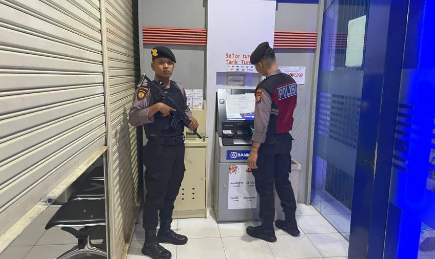 Dini Hari, Sat Samapta Polres Kaur Patroli Objek Vital