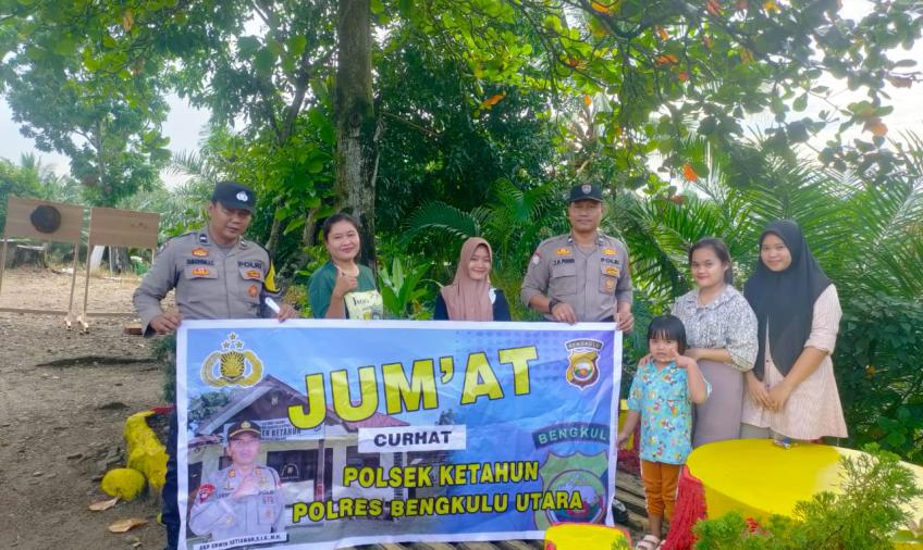 Polsek Ketahun Gelar Jumat Curhat di Desa Giri Kencana