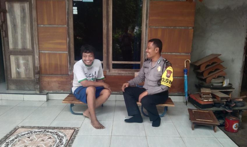 Blusukan Polisi RW Sambangi Warga Masyarakat