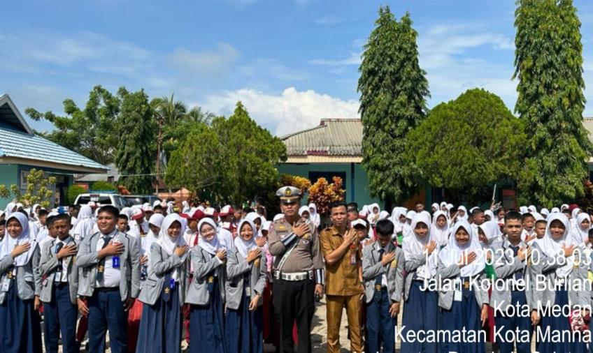 Sat Lantas Polres BS, Jadi Narasumber Sosialisasi Tata Tertib Berlalu Lintas di SMPN 02 BS