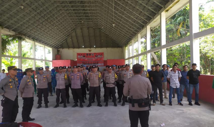 Polsek Batiknau Melakukan Penebalan Pengamanan Pemilahn Calon Ketua APDESI 