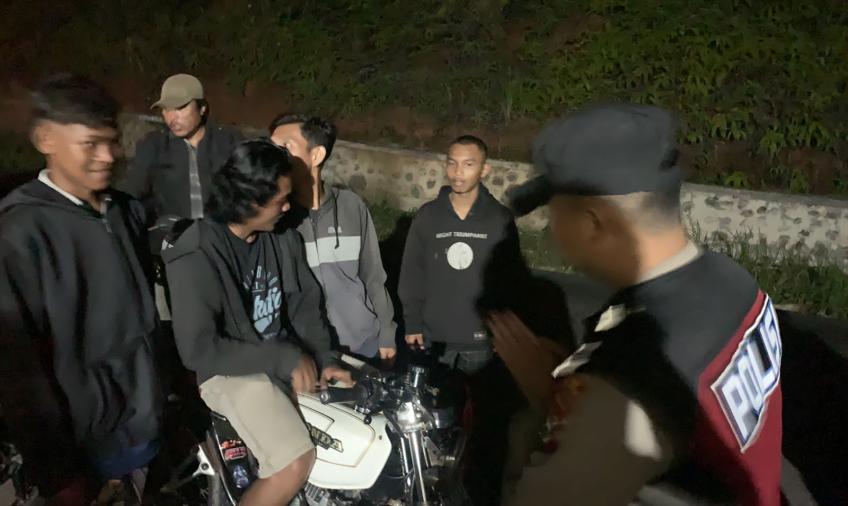 Antisipasi Kejahatan, Polsek Batiknau Gencar Laksanakan Patroli Malam