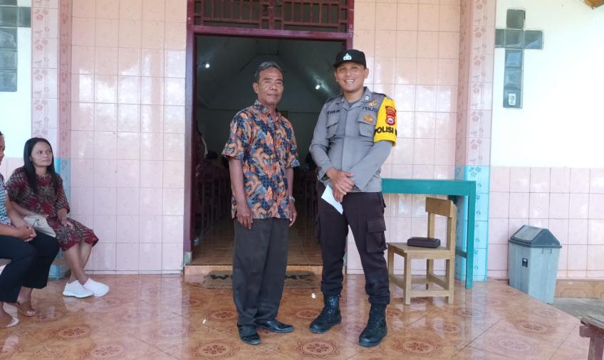 Demi Kelancaran Ibadah Umat Kristiani, Polsek Giri Mulya Lakukan Pengamanan Gereja