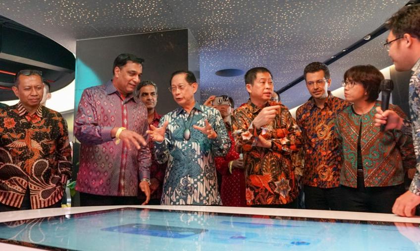  Indosat Ooredoo Hutchison