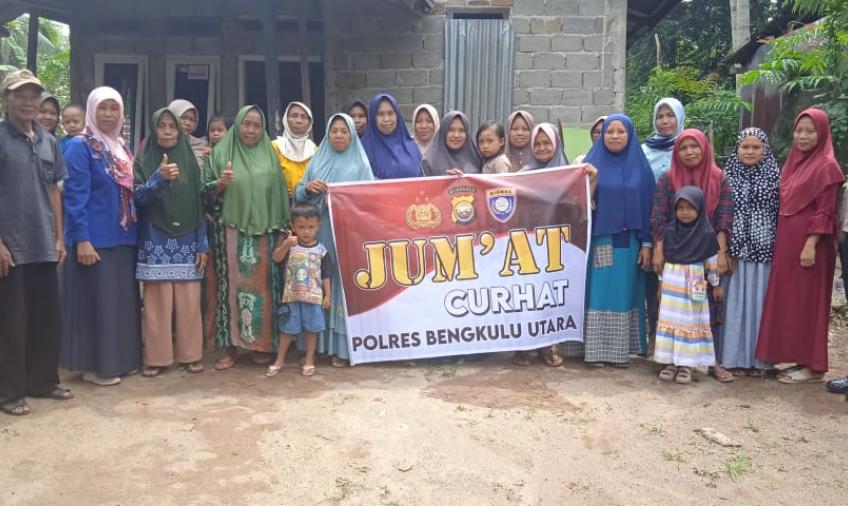 Polres BU Jumat Curhat Bersama Warga Penerima Bansos PKH 