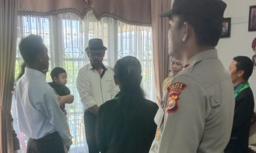 Personel Polsek Lebong Selatan Laksanakan Pengamanan Ibadah di Gereja GKII