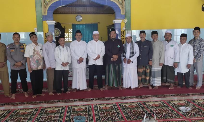 Bhabinkamtibmas Polsek Padang Jaya Hadiri Pemilihan Ketua MUI Kecamatan