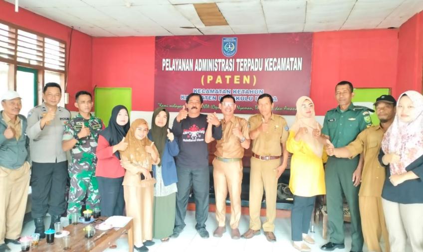 Bhabinkamtibmas Hadiri Musyawarah Penyeleksian Perangkat Desa Kualalangi