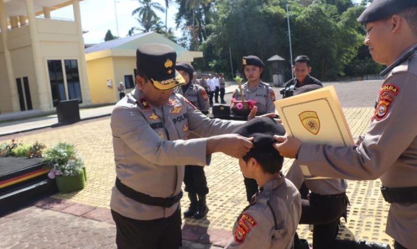 Wakapolda Bengkulu Pimpin Upacara Penutupan Tradisi Orientasi dan Pembaretan Bintara Remaja