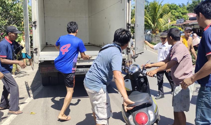Terjadi Laka Lantas, PLH Kapolsek Batik Nau Cek TKP 