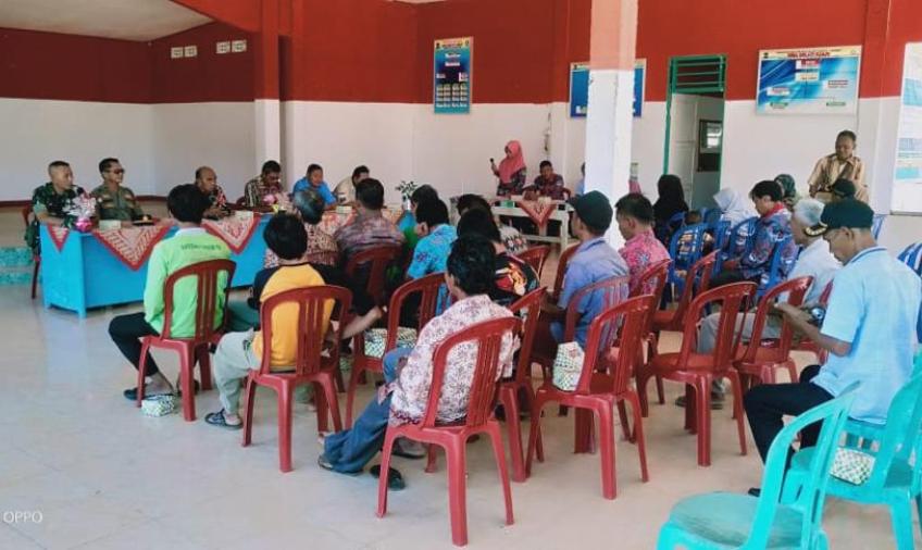 Awasi Dana Desa Kapolsek dan Bhabin Hadiri Pelaksanaan Titik Nol Pembangunan Jembatan dan Pembangunan Pelapis Tebing
