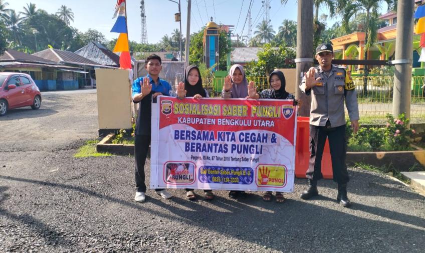 Cegah Pungli, Bhabinkamtibmas Polsek Lais Sosialisasikan Saber Pungli di Kelurahan Pasar Lais