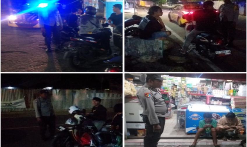 Personel Polsek Teluk Segara Patroli Mobiling Sambangi Masyarakat Sampaikan Imbauan