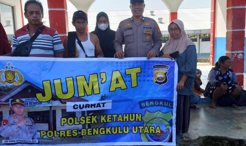 Dengarkan Keluhan Masyarakat Polsek Ketahun Gelar Jumat Curhat Guna Mewujudkan Situasi Kamtibmas