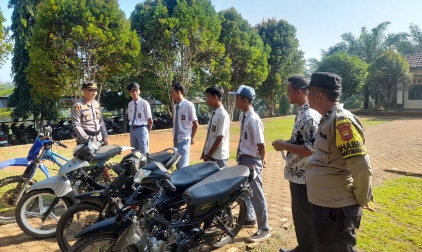 Polsek Giri Mulya Amankan Empat Motor Pelajar yang Mengggunakan Knalpot Brong