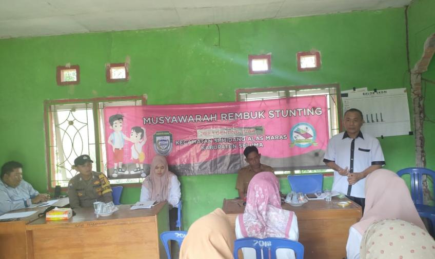 Bhabinkamtibmas Polsek Semidang Alas Maras Hadiri Kegiatan Musyawarah Pembentukan Tim Penyusun RKPDes Tahun 2024 dan Rembuk Stunting 