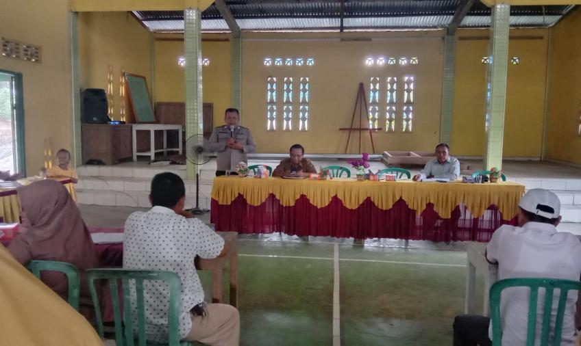 Polsek Giri Mulya Menghadiri Musyawarah HUT Desa Giri Mulya