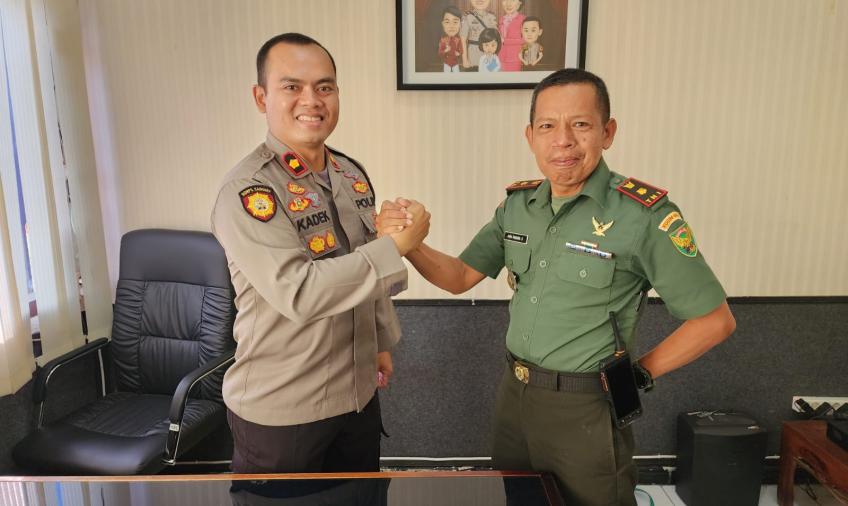 Kapolsek Gading Cempaka Terima Kunjungan Danramil 407-05 Ratu Agung