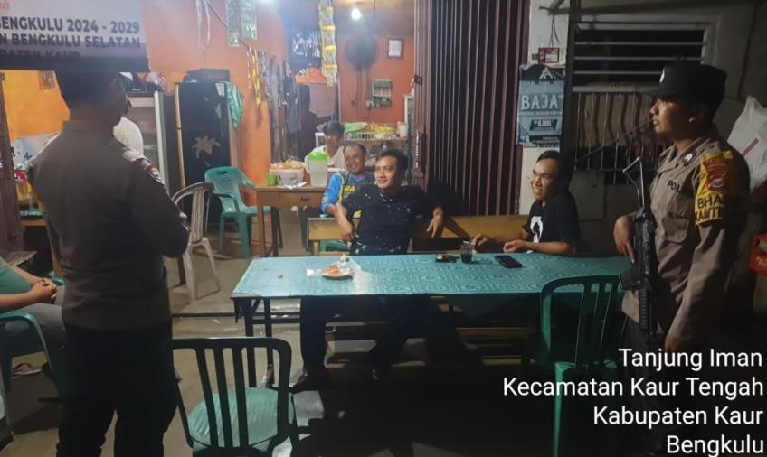Personel Piket Yanmas Polsek Kaur Tengah Laksanakan Patroli Diologis 