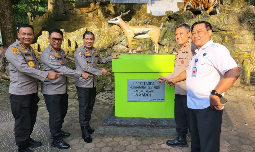 Napak Tilas di Bengkulu, Irwasum Polri Kunjungi Monumen “Latsitarda Nusantara X / 1989