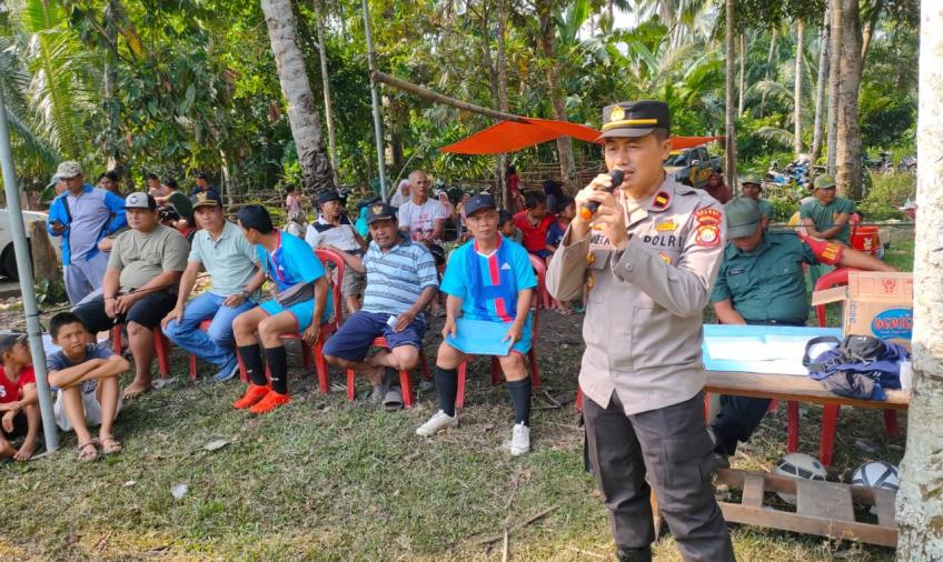 Hadiri Pembukaan Turnament Sepak Bola, Kapolsek Kaur Utara Sampaikan Imbaun 