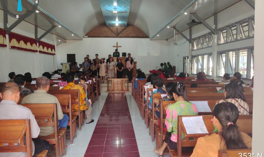Personel Polsek Lebong Utara Laksanakan Pengamana Ibadah di Gereja GKII