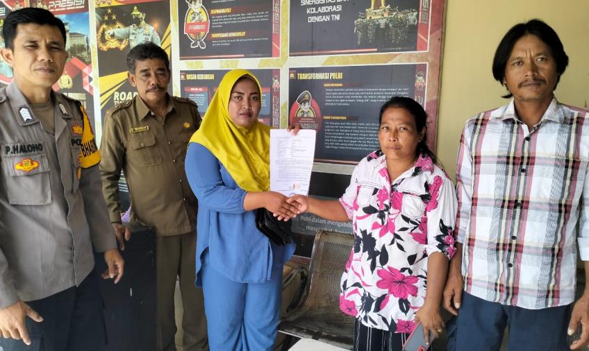 Berkelahi, 2 IRT Didamaikan Bhabinkamtibmas Polsek Sukaraja
