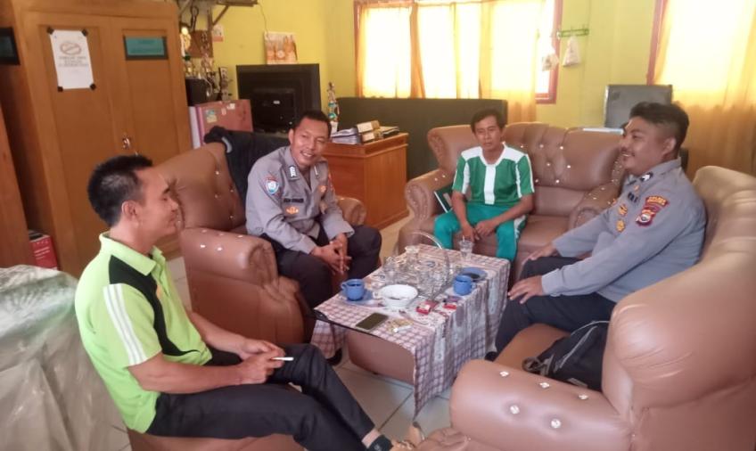 Polsubsektor Ilir Talo Polsek Talo, Sambang dan Patroli di SMAN 8 Seluma 