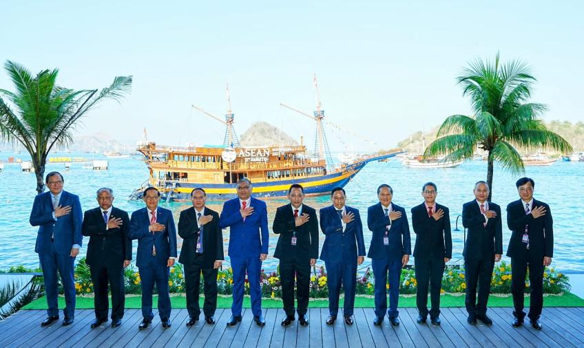 Pertemuan AMMTC ke-17 di Labuan Bajo, Gerbang Polri dan ASEAN Jaga Kawasan dari Kejahatan Transnasional