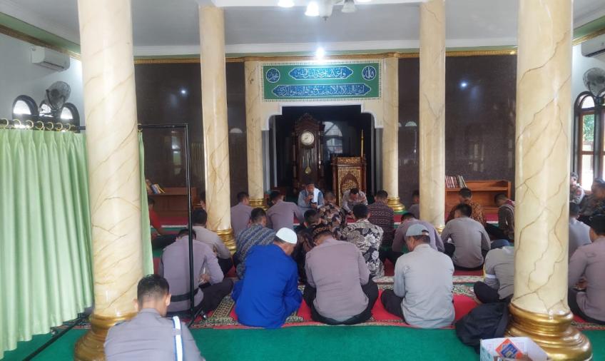 Gelar Binrohtal, Polres Kaur Yasinan Bersama 