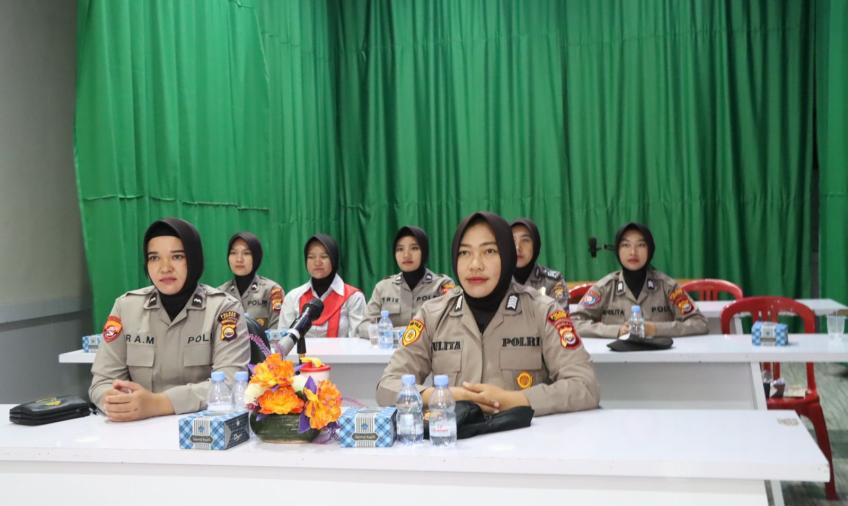 Polwan Polres Lebong Ikuti Webinar Peningkatan Kompetensi